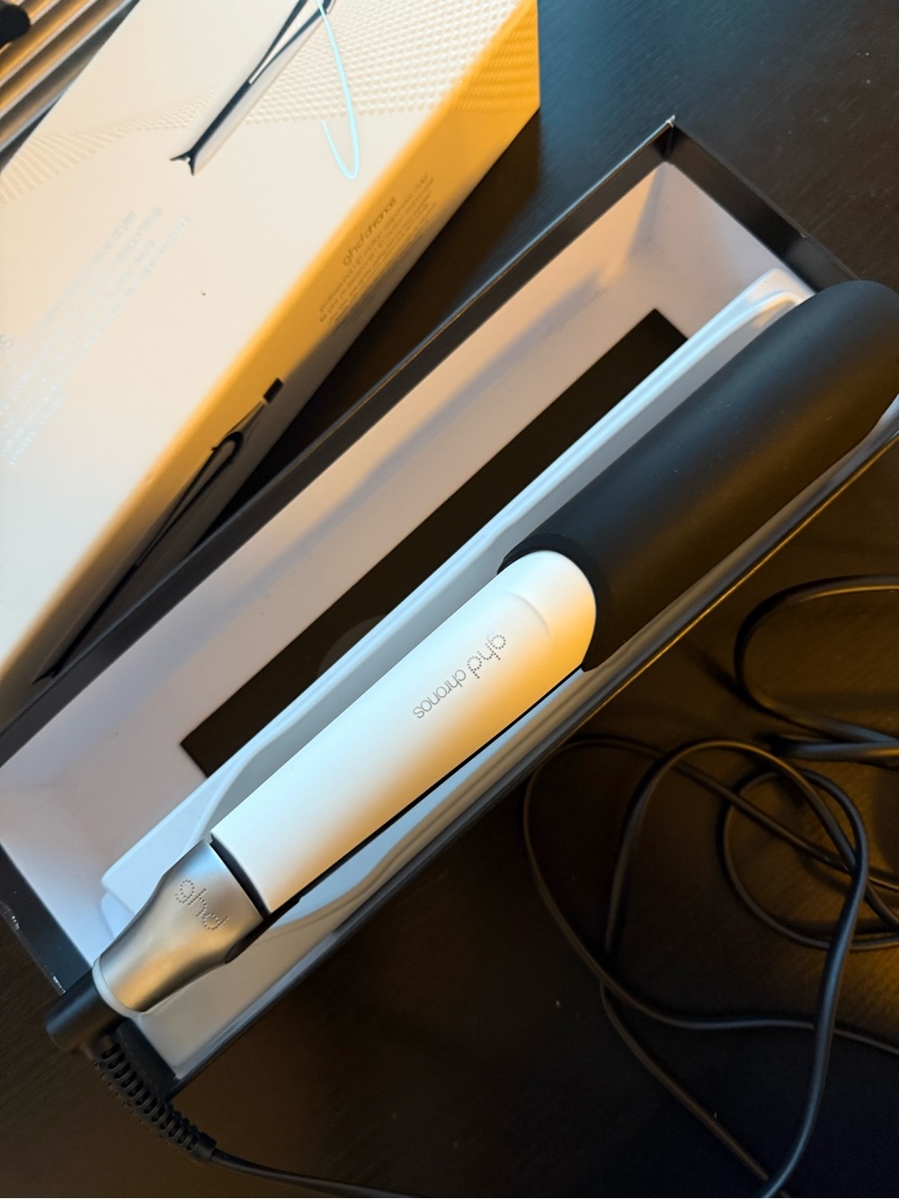 ghd Chronos Professional HD motion responsive White Styler - Picture 2 of 7
